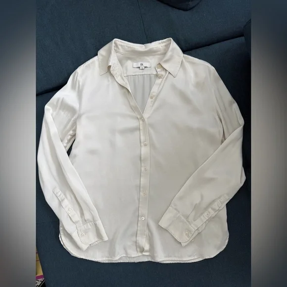 Banana Republic The Perfect Silk Shirt 100% Silk Cream Size S - Picture 4 of 14